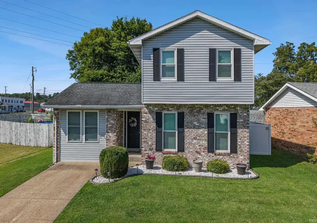 Photo 1 of Sale Pending at 1129 Lohoff Ave, Evansville, IN 47710 | MLS# 202635112 | Listing updated on 2026-08-31