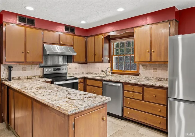 Photo 4 of Manufactured home for sale at 521 Kerber Rd, West Lafayette, IN 47906 | MLS# 202635113 | Listing updated on 2026-08-31