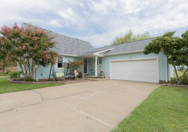 Photo 1 of Sale Pending at 6210 Chesapeake Dr, Mount Vernon, IN 47620 | MLS# 202635115 | Listing updated on 2026-08-28
