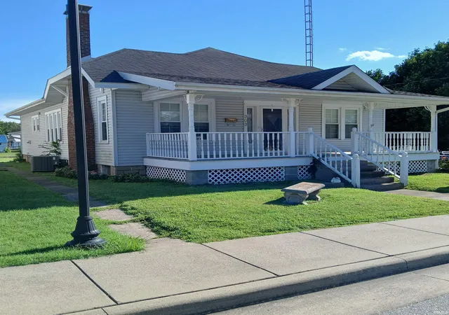 Photo 2 of Single family home for sale at 303 W Main St, Odon, IN 47562 | MLS# 202635120 | Listing updated on 2026-09-03