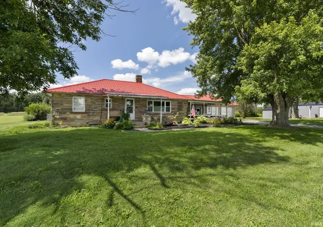 Manufactured home for sale at 7147 N 100 W, Crawfordsville, IN 47933 | MLS# 202635141