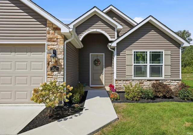 Photo 2 of Manufactured home for sale at 1542 Cuprum Pass, Fort Wayne, IN 46845 | MLS# 202635143 | Listing updated on 2026-09-02