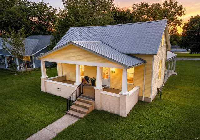 Photo 1 of Sale Pending at 118 S Gibson St, Oakland City, IN 47660 | MLS# 202635149 | Listing updated on 2026-09-21