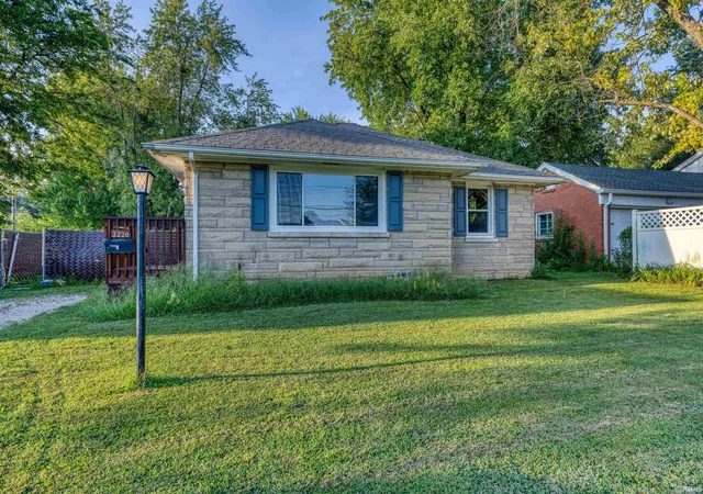 Photo 1 of Manufactured home for sale at 3220 Pollack Ave, Evansville, IN 47714 | MLS# 202635150 | Listing updated on 2026-08-27