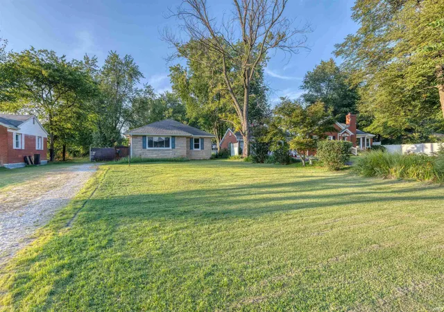 Photo 31 of Manufactured home for sale at 3220 Pollack Ave, Evansville, IN 47714 | MLS# 202635150 | Listing updated on 2026-08-27