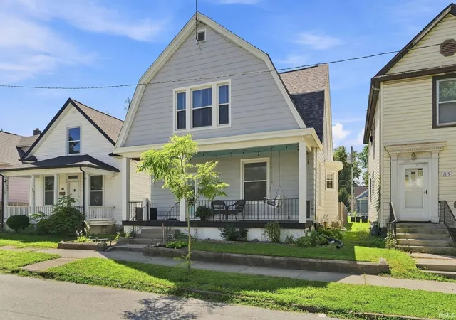 Photo 2 of Sale Pending at 1111 Cottage Ave, Fort Wayne, IN 46807 | MLS# 202635154 | Listing updated on 2026-08-29