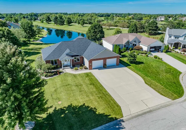 Photo 1 of Sale Pending at 9320 Sugar Mill Dr, Fort Wayne, IN 46835 | MLS# 202635156 | Listing updated on 2026-08-29