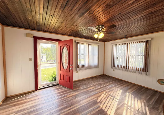 Photo 4 of Sale Pending at 604 E Moore St, Boonville, IN 47601 | MLS# 202635157 | Listing updated on 2026-08-28