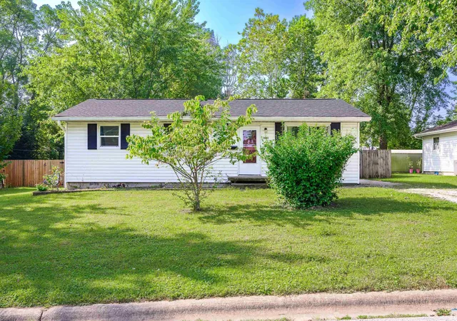 Photo 1 of Manufactured home for sale at 1031 N Orris Dr, Bloomington, IN 47404 | MLS# 202635177 | Listing updated on 2026-08-27