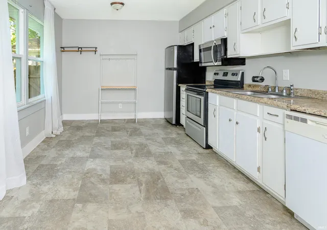Photo 4 of Manufactured home for sale at 1031 N Orris Dr, Bloomington, IN 47404 | MLS# 202635177 | Listing updated on 2026-08-27