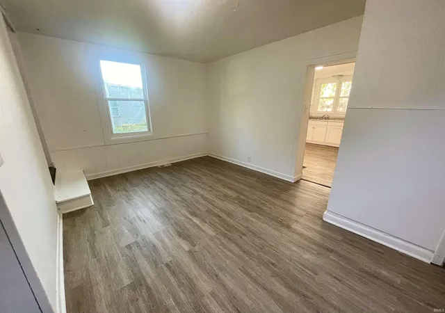 Photo 3 of Manufactured home for sale at 417 N 3Rd Ave, Evansville, IN 47710 | MLS# 202635200 | Listing updated on 2026-08-27