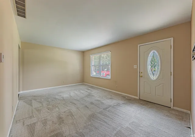 Photo 4 of Manufactured home for sale at 1800 N Colony Rd, Evansville, IN 47715 | MLS# 202635202 | Listing updated on 2026-09-14