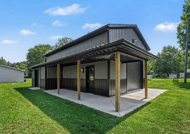 Photo 3 of Manufactured home for sale at 6965 N 675 W, Shipshewana, IN 46565 | MLS# 202635204 | Listing updated on 2026-08-27