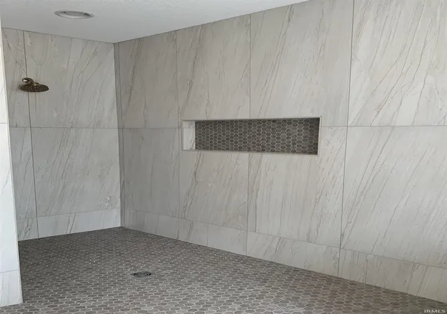 Photo 3 of Sale Pending at 6120 Andor Pass, Fort Wayne, IN 46845 | MLS# 202635207 | Listing updated on 2026-09-06