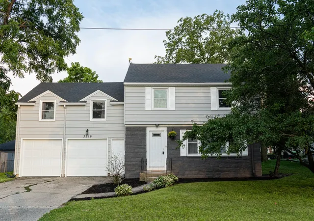 Manufactured home for sale at 3216 Crescent Ave, Fort Wayne, IN 46805-1502 | MLS# 202635208