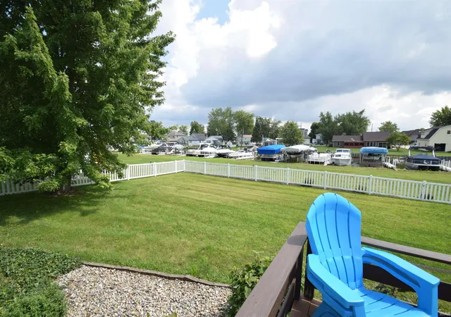 Photo 2 of Manufactured home for sale at 9828 N Lincoln Rd #PIER 418-564/565/566, Syracuse, IN 46567 | MLS# 202635223 | Listing updated on 2026-09-09