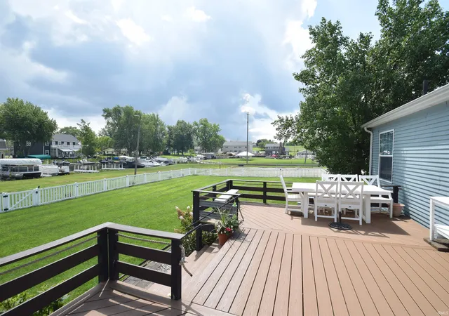 Photo 3 of Manufactured home for sale at 9828 N Lincoln Rd #PIER 418-564/565/566, Syracuse, IN 46567 | MLS# 202635223 | Listing updated on 2026-09-09