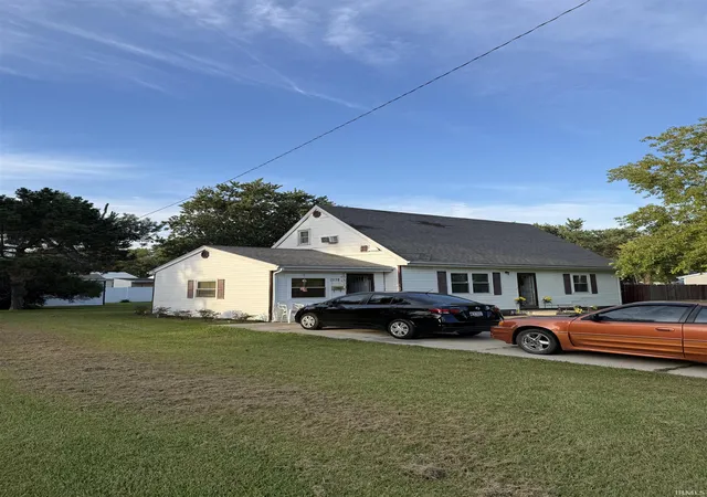 Photo 2 of Manufactured home for sale at 2158 S Fairfield Dr, Marion, IN 46953 | MLS# 202635225 | Listing updated on 2026-09-02