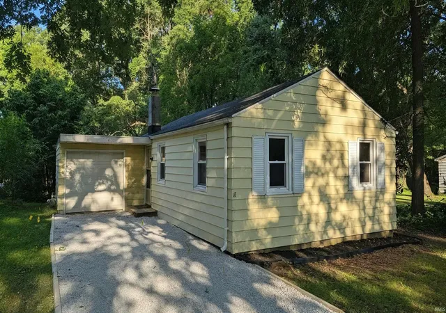 Photo 1 of Manufactured home for sale at 55405 Glenn Rd, South Bend, IN 46628 | MLS# 202635227 | Listing updated on 2026-08-27
