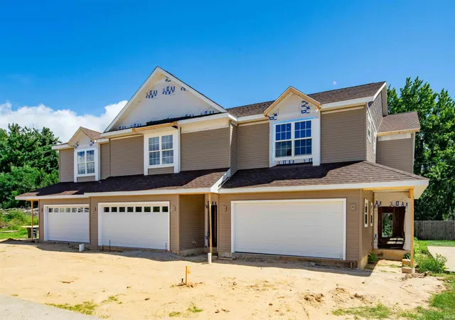 Photo 1 of Condo for sale at 930 Keenan Ct, South Bend, IN 46615 | MLS# 202635236 | Listing updated on 2026-08-27