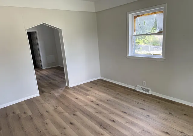 Photo 13 of Sale Pending at 1501 Leer St, South Bend, IN 46613 | MLS# 202635237 | Listing updated on 2026-09-08