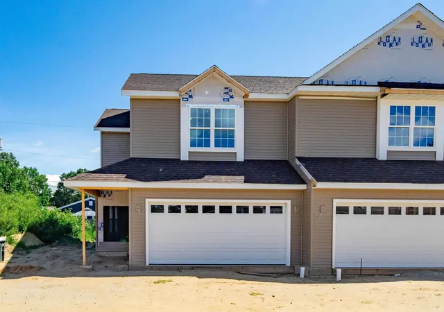 Photo 2 of Condo for sale at 942 Keenan Ct, South Bend, IN 46615 | MLS# 202635239 | Listing updated on 2026-08-27