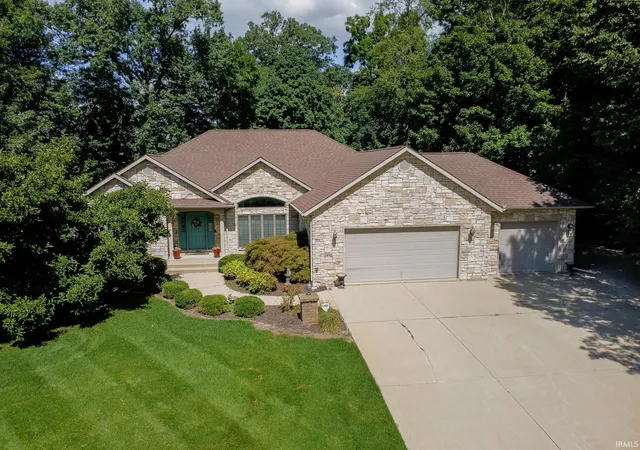 Manufactured home for sale at 2664 Harmony Ct, Winona Lake, IN 46590-5790 | MLS# 202635243