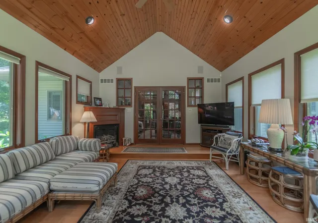 Photo 3 of Manufactured home for sale at 2664 Harmony Ct, Winona Lake, IN 46590 | MLS# 202635243 | Listing updated on 2026-09-11