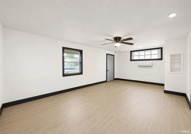 Photo 3 of Manufactured home for sale at 2015 Mckinley St, Anderson, IN 46016 | MLS# 202635253 | Listing updated on 2026-08-27