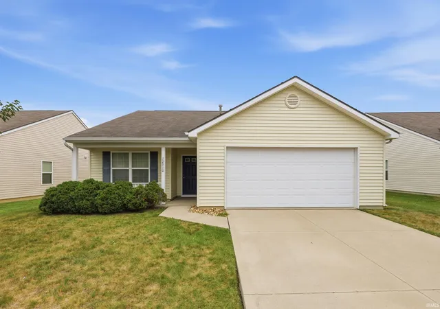 Photo 1 of Sale Pending at 12310 Shearwater Run, Fort Wayne, IN 46845 | MLS# 202635257 | Listing updated on 2026-09-06