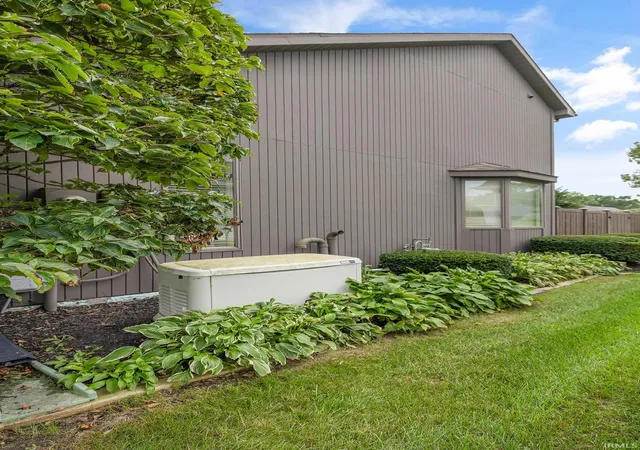 Photo 3 of Sale Pending at 3449 Fox Chase Dr, Bristol, IN 46507 | MLS# 202635266 | Listing updated on 2026-09-08
