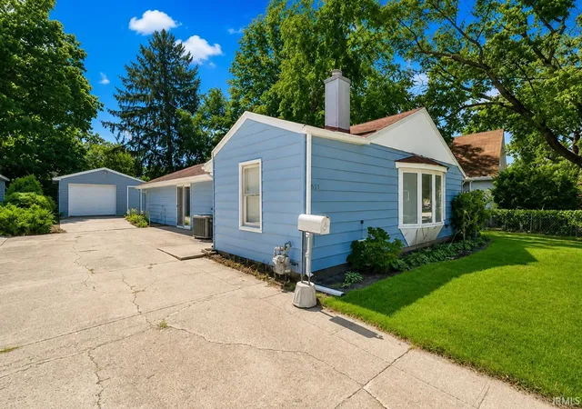 Photo 2 of Sale Pending at 203 E Leyte Ave, Mishawaka, IN 46545 | MLS# 202635269 | Listing updated on 2026-08-29