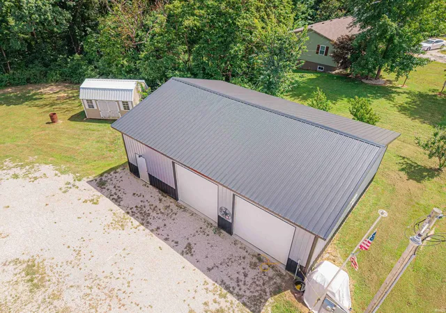 Photo 2 of Manufactured home for sale at 1315 S County Rd 200 W, Petersburg, IN 47567 | MLS# 202635279 | Listing updated on 2026-09-01