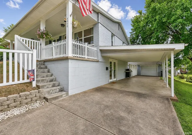 Photo 2 of Manufactured home for sale at 4008 W Oregon St, Evansville, IN 47720 | MLS# 202635282 | Listing updated on 2026-08-28