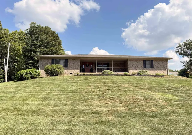 Photo 1 of Sale Pending at 3033 Periwinkle Dr, Evansville, IN 47720 | MLS# 202635284 | Listing updated on 2026-08-31