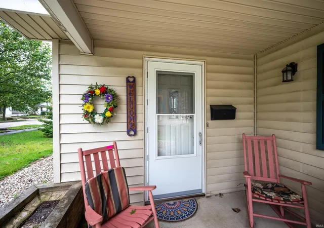 Photo 3 of Sale Pending at 418 N 2Nd St, Decatur, IN 46733 | MLS# 202635287 | Listing updated on 2026-09-17