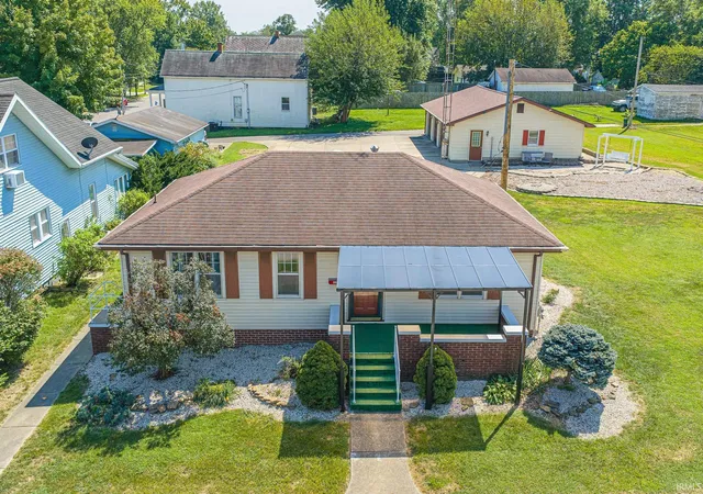 Photo 1 of Sale Pending at 119 E 3rd St, Huntingburg, IN 47542 | MLS# 202635294 | Listing updated on 2026-09-01