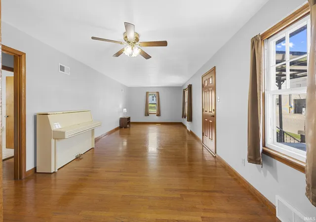 Photo 3 of Sale Pending at 119 E 3Rd St, Huntingburg, IN 47542 | MLS# 202635294 | Listing updated on 2026-09-01