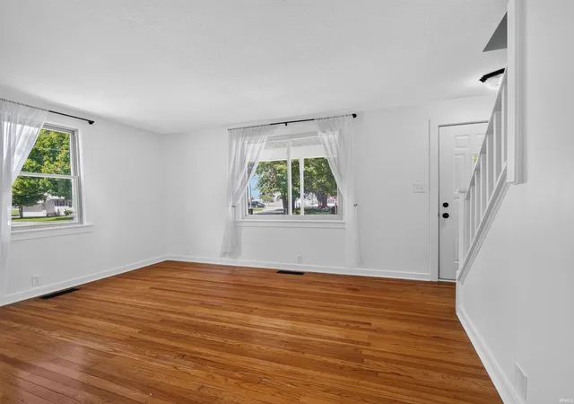 Photo 3 of Manufactured home for sale at 680 N Maddux St, Markle, IN 46770 | MLS# 202635297 | Listing updated on 2026-09-24