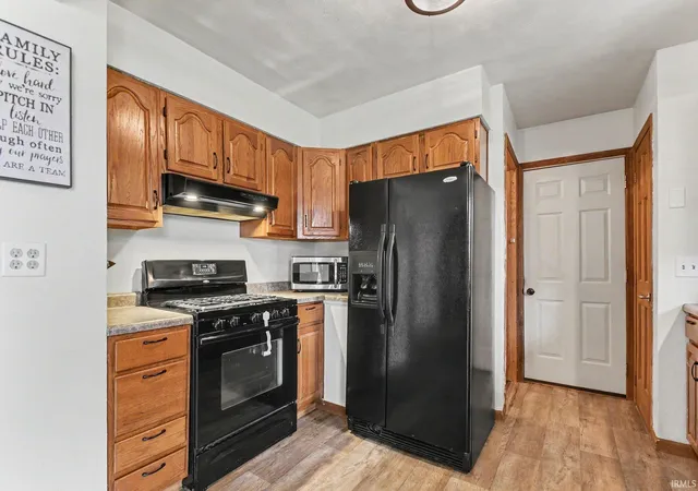 Photo 3 of Sale Pending at 25751 Lily Creek Dr, Elkhart, IN 46514 | MLS# 202635308 | Listing updated on 2026-09-01