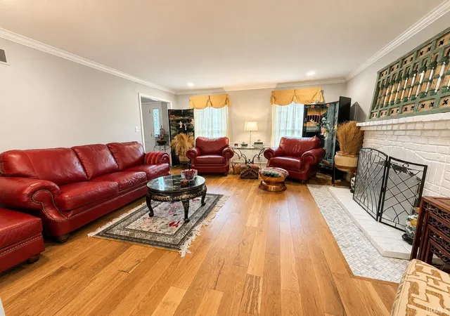 Photo 3 of Manufactured home for sale at 6150 Knight Dr, Evansville, IN 47715 | MLS# 202635309 | Listing updated on 2026-09-01