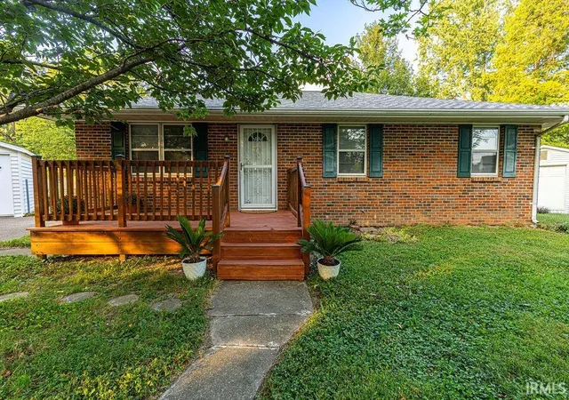 Photo 1 of Sale Pending at 1750 Spring Ct, Evansville, IN 47714 | MLS# 202635336 | Listing updated on 2026-08-31
