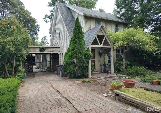 Photo 2 of Sale Pending at 1414 Strong Ave, Elkhart, IN 46514 | MLS# 202635337 | Listing updated on 2026-09-09