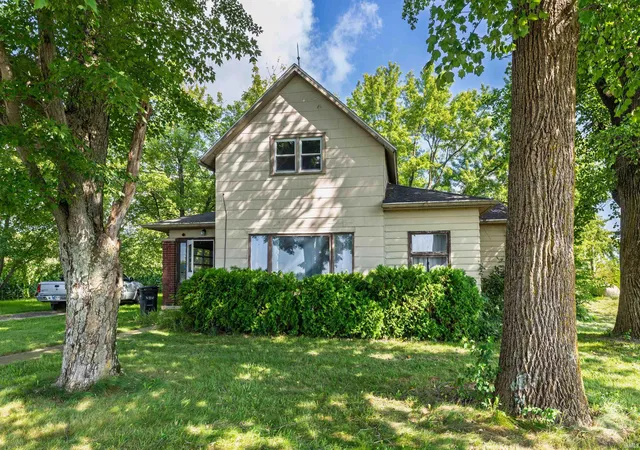 Photo 2 of Sale Pending at 5567 E County Road 300, Logansport, IN 46947 | MLS# 202635344 | Listing updated on 2026-09-01
