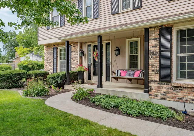Photo 2 of Sale Pending at 11521 Trails North Dr, Fort Wayne, IN 46845 | MLS# 202635365 | Listing updated on 2026-09-17