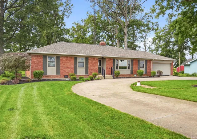 Photo 2 of Sale Pending at 1400 N 100 E Rd, Hartford City, IN 47348 | MLS# 202635368 | Listing updated on 2026-09-22