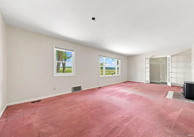 Photo 4 of Sale Pending at 1400 N 100 E Rd, Hartford City, IN 47348 | MLS# 202635368 | Listing updated on 2026-09-22