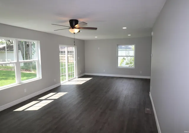 Photo 4 of Manufactured home for sale at 1653 E Jefferson St, Frankfort, IN 46041 | MLS# 202635374 | Listing updated on 2026-08-28