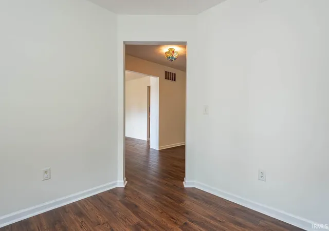 Photo 4 of Manufactured home for sale at 4777 N White River Dr, Bloomington, IN 47404 | MLS# 202635422 | Listing updated on 2026-09-20