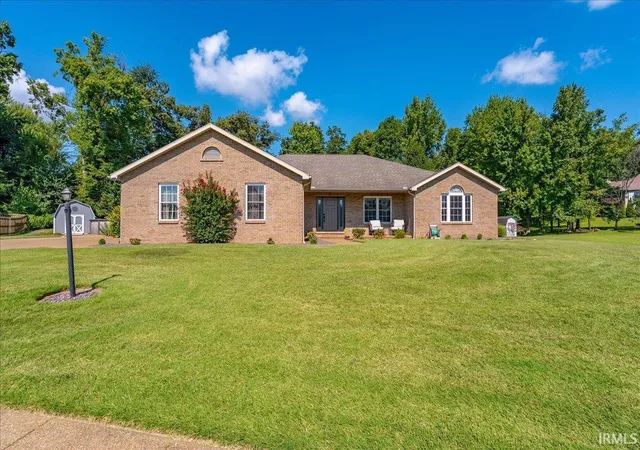 Photo 1 of Sale Pending at 2533 Oak Trail Dr, Newburgh, IN 47630 | MLS# 202635439 | Listing updated on 2026-08-31